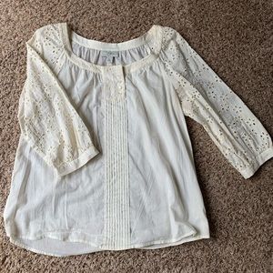 LOFT Eyelet Top Size M